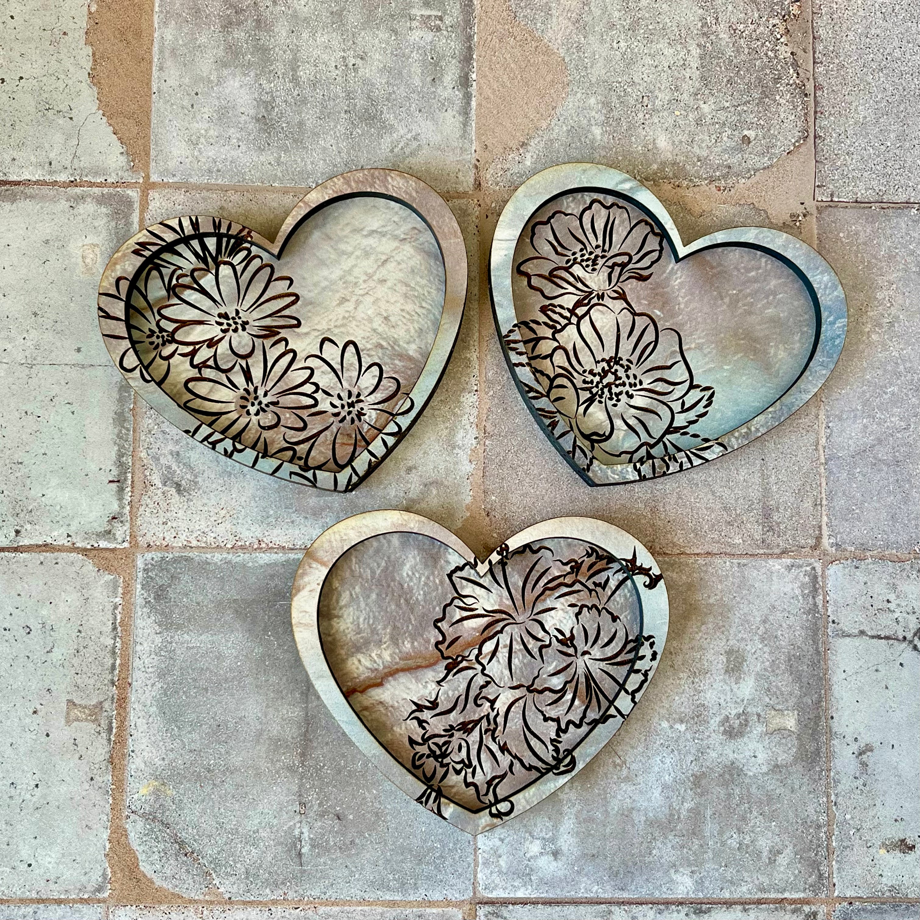 Floral Engraved Ring Dish-Mother of Pearl Wood Design