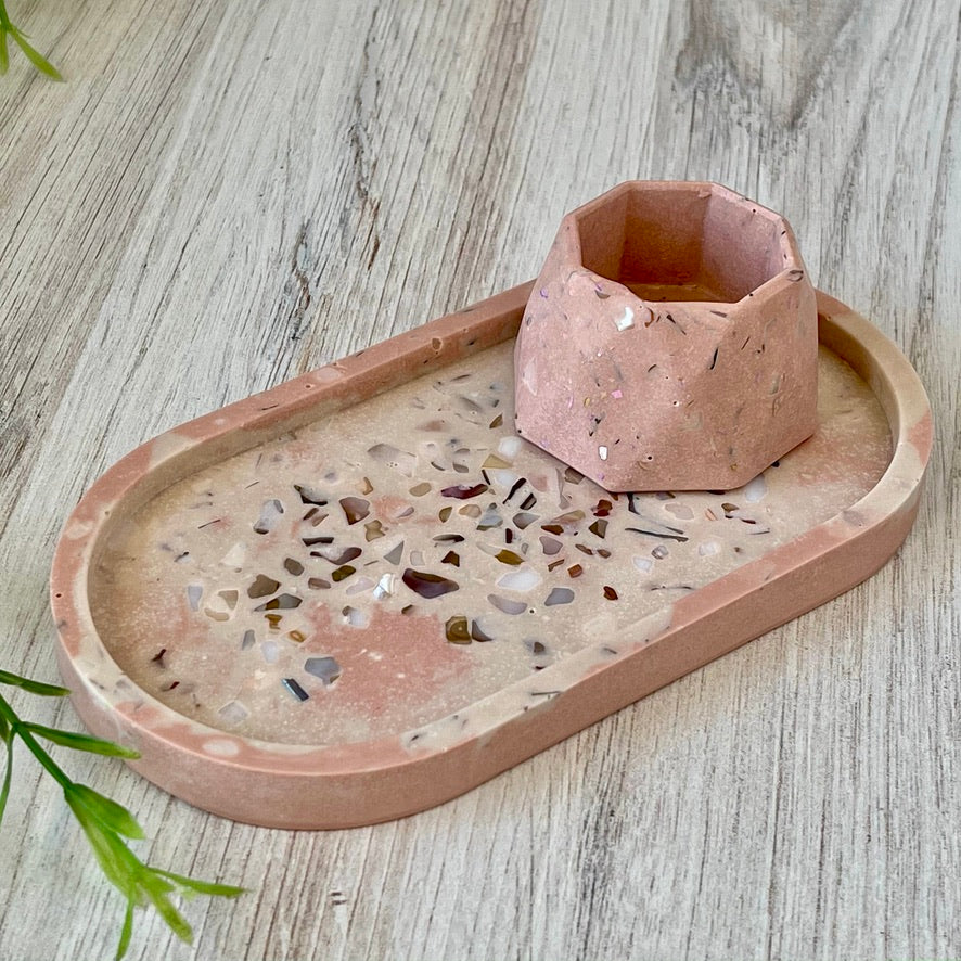 Trinket Tray and Dish Set with Crushed Seashells and geometric dish