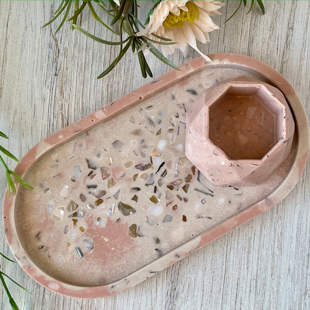 Trinket Tray and Dish Set with Crushed Seashells and geometric dish